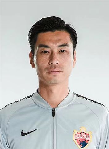 由梁朝伟、段奕宏、;邦女郎欧嘉;柯瑞兰寇主演的《猎狐行动》是中国首部将;海外追逃搬上大银幕的电影